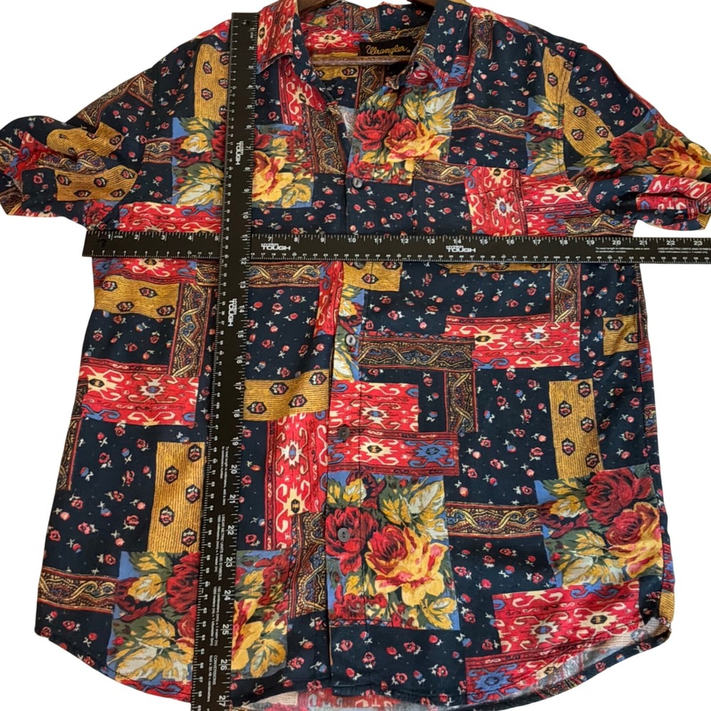 Wrangler Button Up Shirt Womens Small Multicolor Excellent Floral Patchwork - Picture 7 of 7